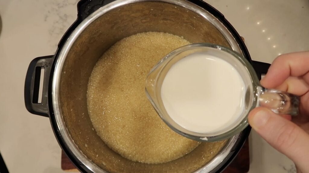 Adding cream to pastina